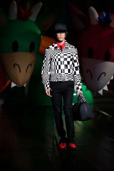 Look 21